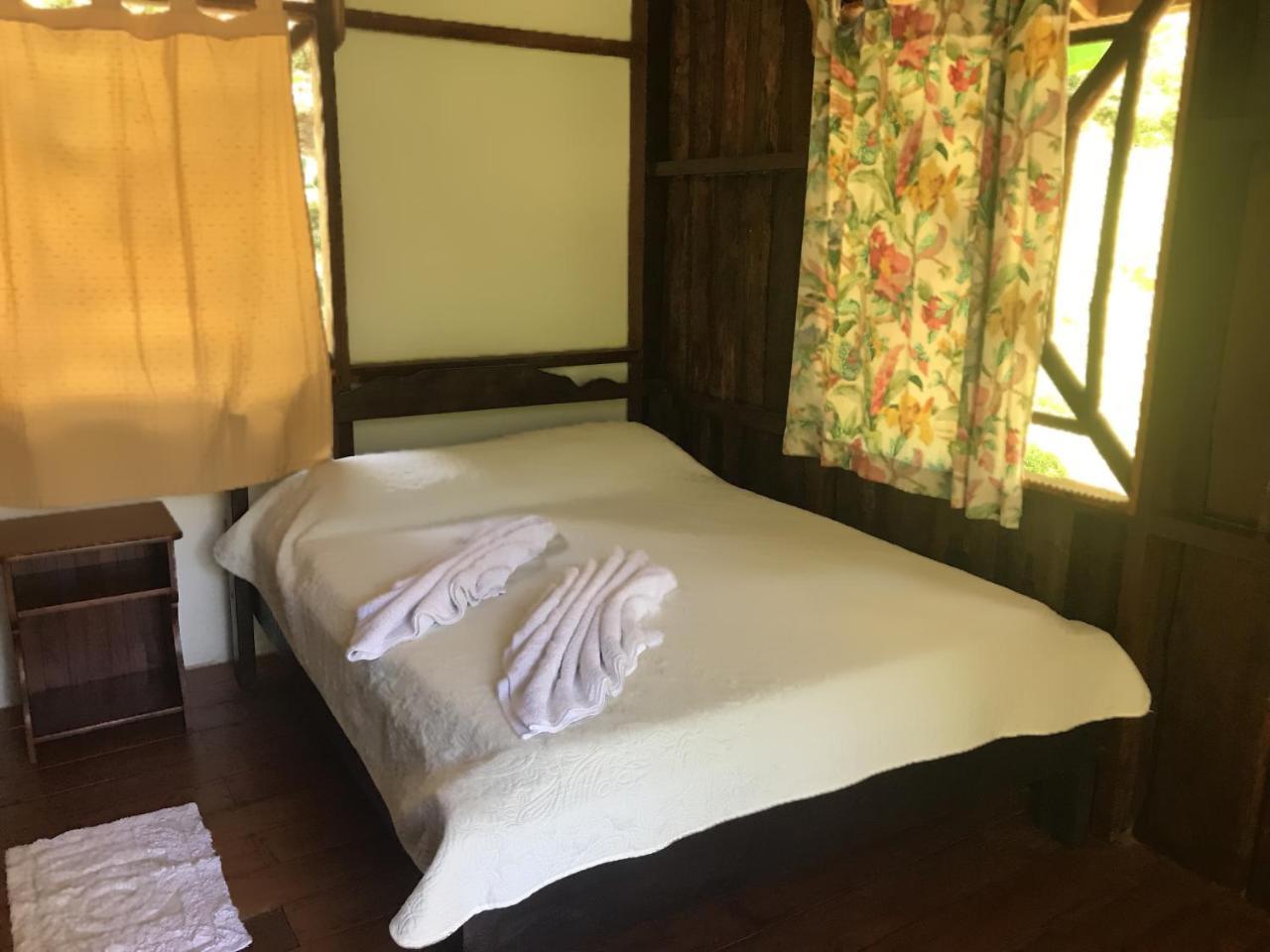 Drakes Bay Sukia Hostel מראה חיצוני תמונה